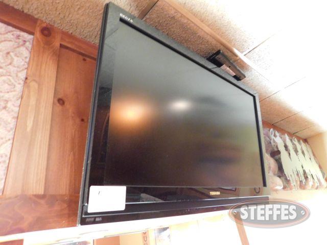Toshiba Regza 42" Flat screen TV